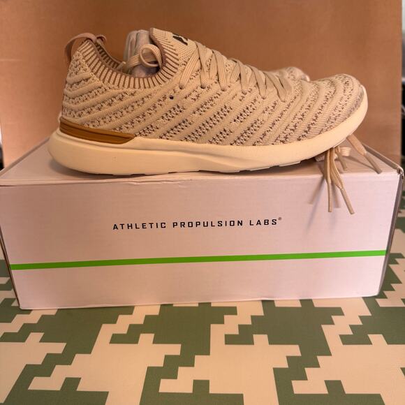 APL Running Shoe TechLoom Wave Neutral Color: Parchment/Pristine/Almond Neutral - Picture 6 of 7
